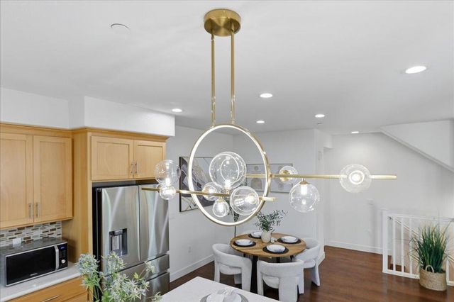 125 Maidenhair Terrace, Sunnyvale, CA 94086