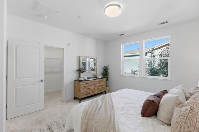 125 Maidenhair Terrace, Sunnyvale, CA 94086