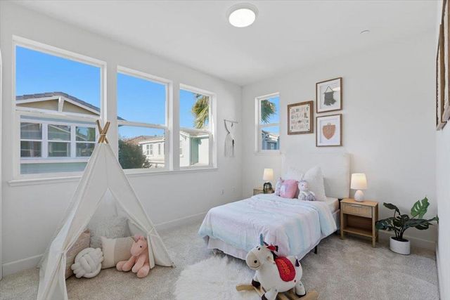 125 Maidenhair Terrace, Sunnyvale, CA 94086