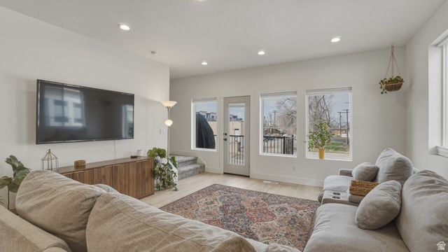 108 W RYKER LN, Midvale, UT 84047