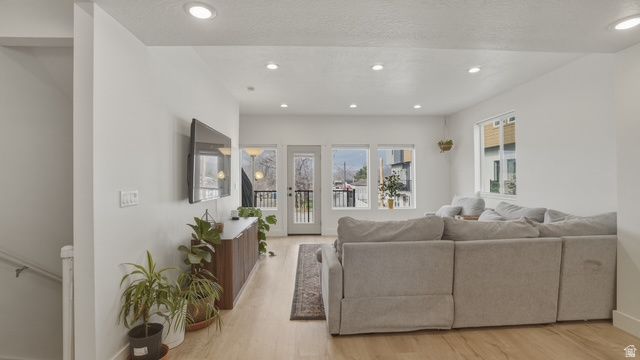 108 W RYKER LN, Midvale, UT 84047