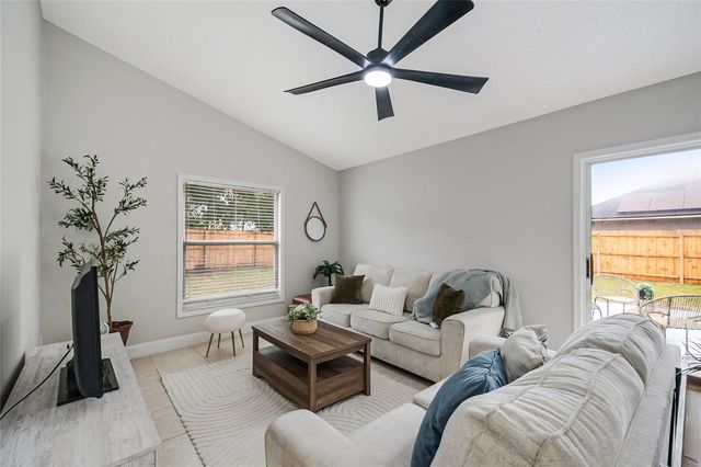 4040 EAGLE FEATHER DRIVE, Orlando, FL 32829