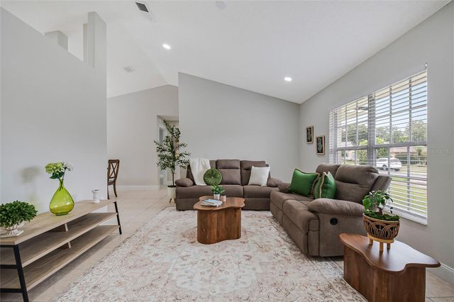 4040 EAGLE FEATHER DRIVE, Orlando, FL 32829