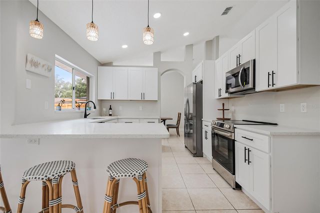 4040 EAGLE FEATHER DRIVE, Orlando, FL 32829