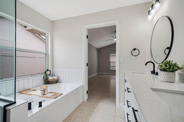 4040 EAGLE FEATHER DRIVE, Orlando, FL 32829
