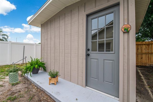 4040 EAGLE FEATHER DRIVE, Orlando, FL 32829