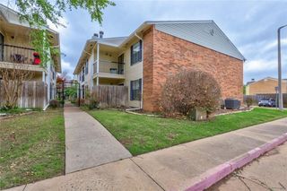 3000 Chautauqua Avenue 230, Norman, OK 73072