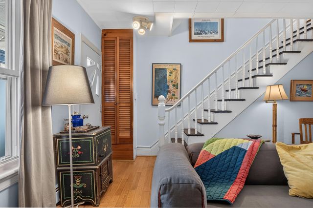 22 WEST 7TH ST, Bayonne, NJ 07002