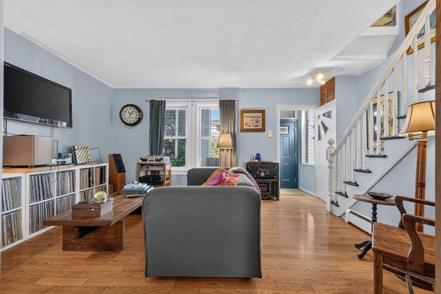 22 WEST 7TH ST, Bayonne, NJ 07002