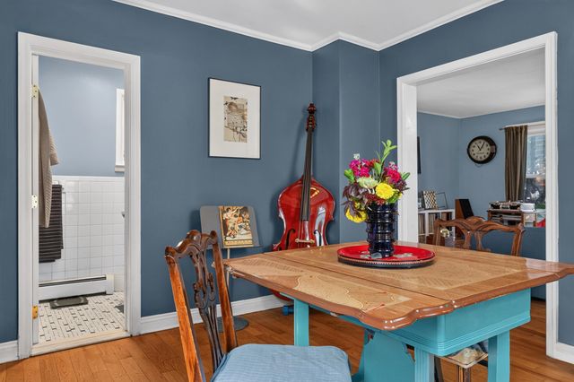 22 WEST 7TH ST, Bayonne, NJ 07002