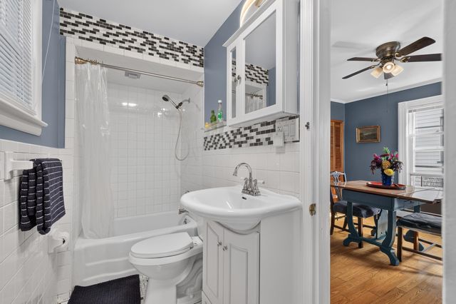 22 WEST 7TH ST, Bayonne, NJ 07002