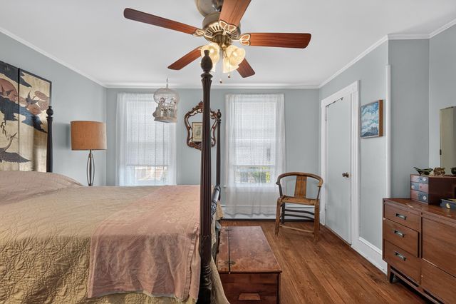 22 WEST 7TH ST, Bayonne, NJ 07002