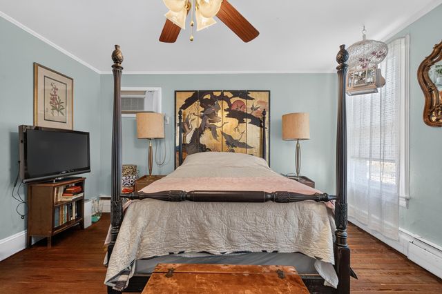 22 WEST 7TH ST, Bayonne, NJ 07002