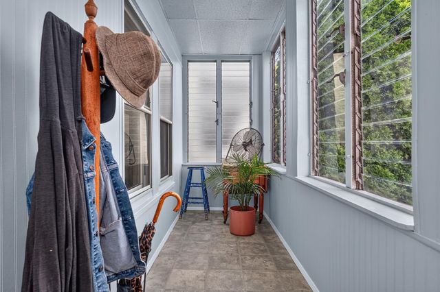 22 WEST 7TH ST, Bayonne, NJ 07002