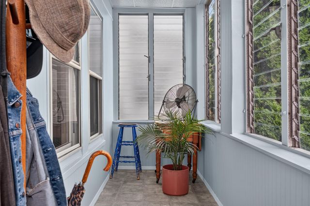 22 WEST 7TH ST, Bayonne, NJ 07002
