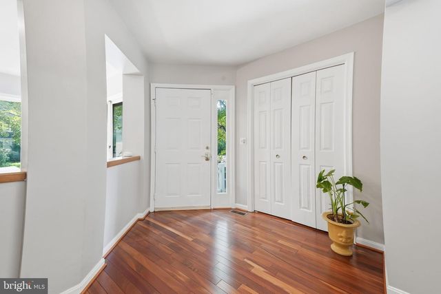 47656 PENNRUN WAY, Sterling, VA 20165