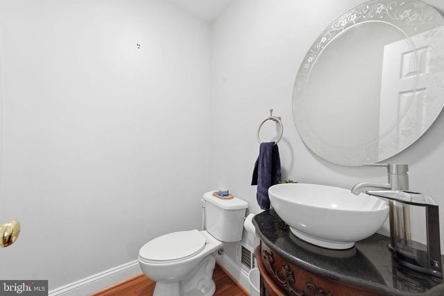 47656 PENNRUN WAY, Sterling, VA 20165