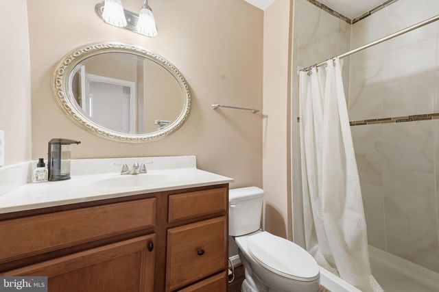 47656 PENNRUN WAY, Sterling, VA 20165