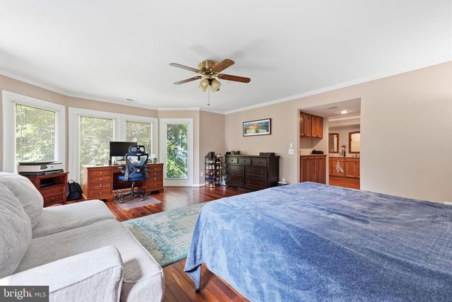 47656 PENNRUN WAY, Sterling, VA 20165