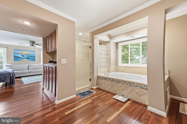 47656 PENNRUN WAY, Sterling, VA 20165