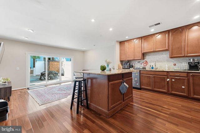 47656 PENNRUN WAY, Sterling, VA 20165