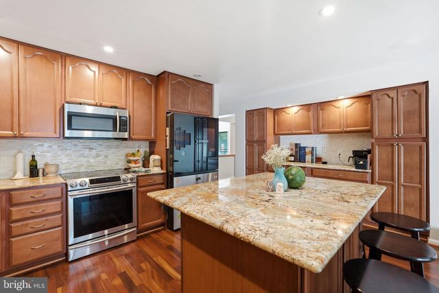 47656 PENNRUN WAY, Sterling, VA 20165