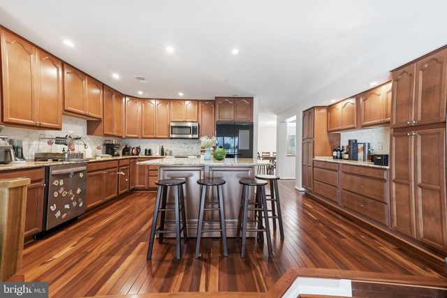 47656 PENNRUN WAY, Sterling, VA 20165