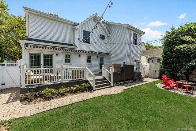 171 Carlton Terrace, Stewart Manor, NY 11530