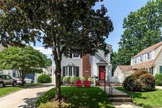 171 Carlton Terrace, Stewart Manor, NY 11530