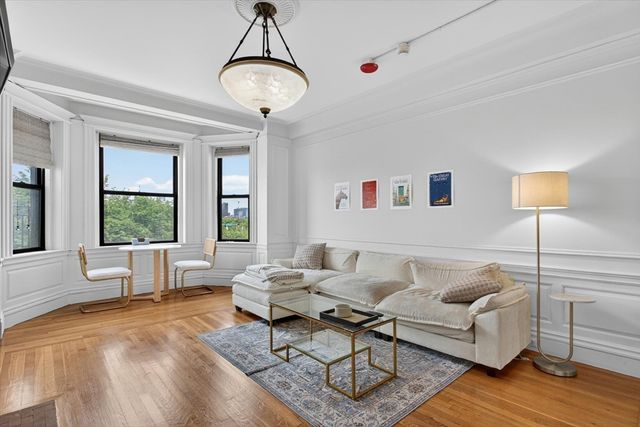 464 Commonwealth Ave 51, Boston, MA 02215