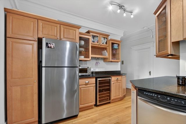 464 Commonwealth Ave 51, Boston, MA 02215