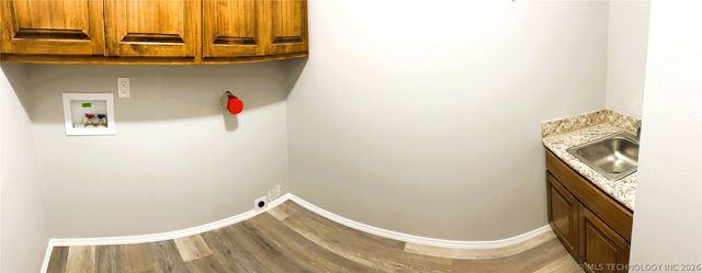 319 Tribute Trail, Chouteau, OK 74337