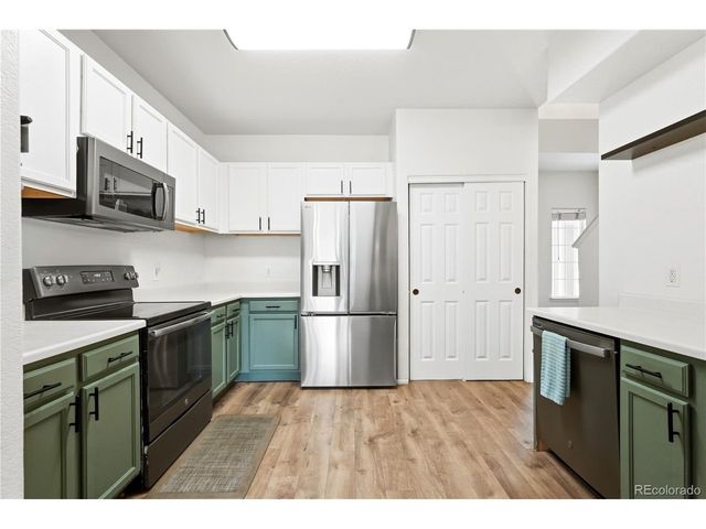 9060 Gale Blvd 2, Thornton, CO 80260