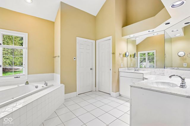 8819 Shetland Lane, Indianapolis, IN 46278
