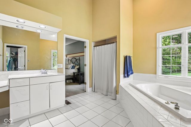 8819 Shetland Lane, Indianapolis, IN 46278
