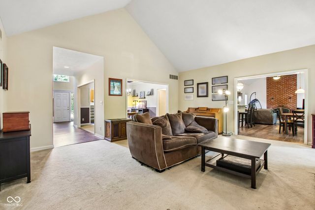 8819 Shetland Lane, Indianapolis, IN 46278