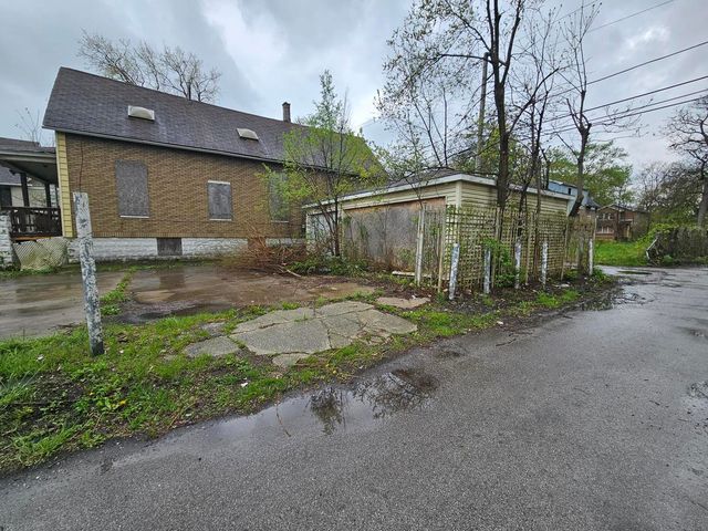 11920 S Calumet Avenue, Chicago, IL 60628