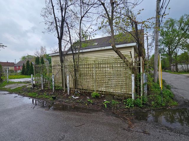 11920 S Calumet Avenue, Chicago, IL 60628