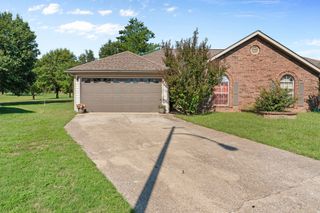 255 Buckingham Drive, Branson, MO 65616