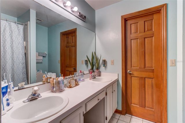 1761 BENT WAY COURT, Orlando, FL 32818