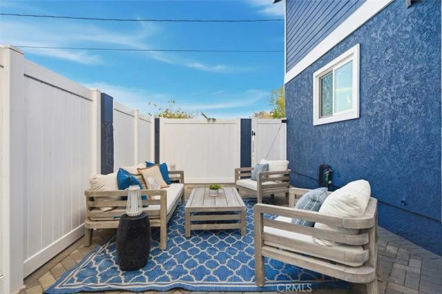 2315 Nelson Ave, Redondo Beach, CA 90278