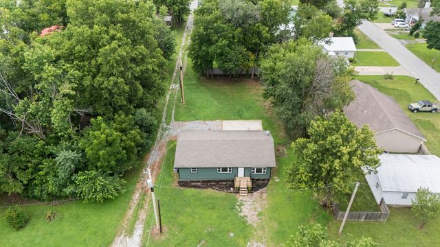 510 S Cherokee Street, Grove, OK 74344