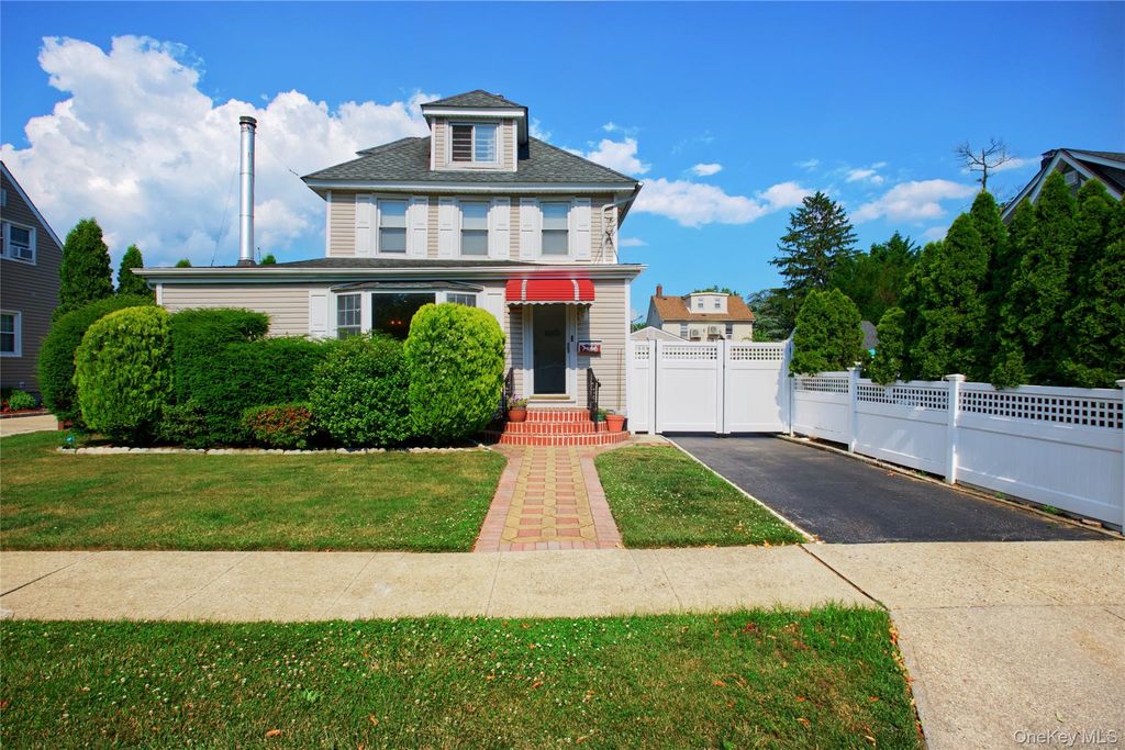 117 Walnut Street, West Hempstead, NY 11552