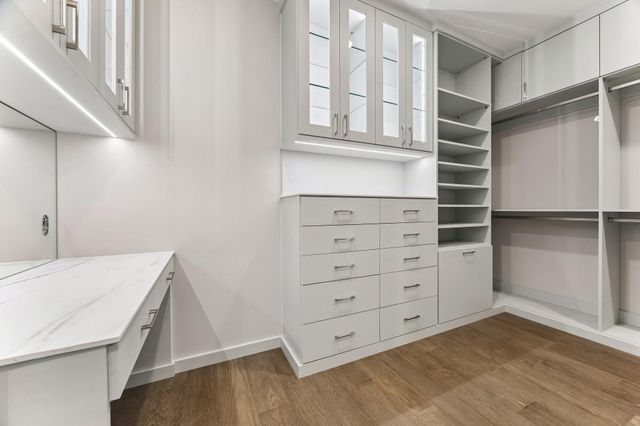 5656 San Felipe 701, Houston, TX 77056