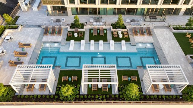5656 San Felipe 701, Houston, TX 77056
