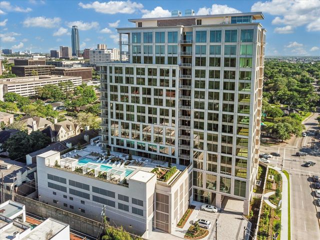5656 San Felipe 701, Houston, TX 77056