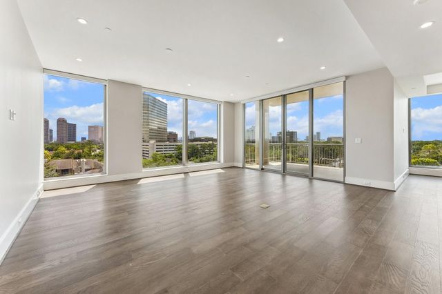 5656 San Felipe 701, Houston, TX 77056