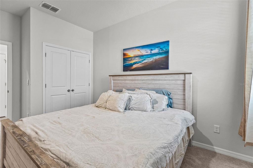 Image 16 of property listing at 3830 LIVELY CORAL PLACE, Bradenton, FL 34208