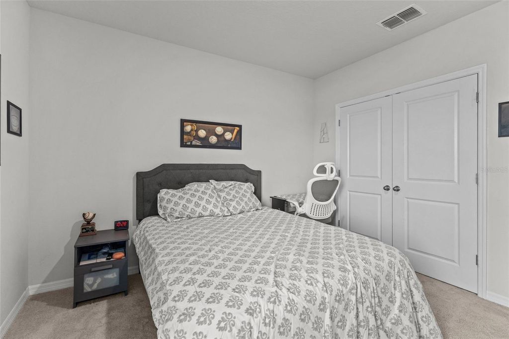 Image 27 of property listing at 3830 LIVELY CORAL PLACE, Bradenton, FL 34208