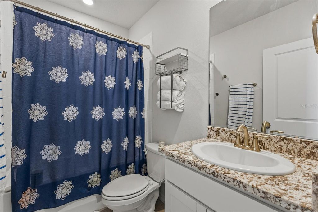 Image 28 of property listing at 3830 LIVELY CORAL PLACE, Bradenton, FL 34208